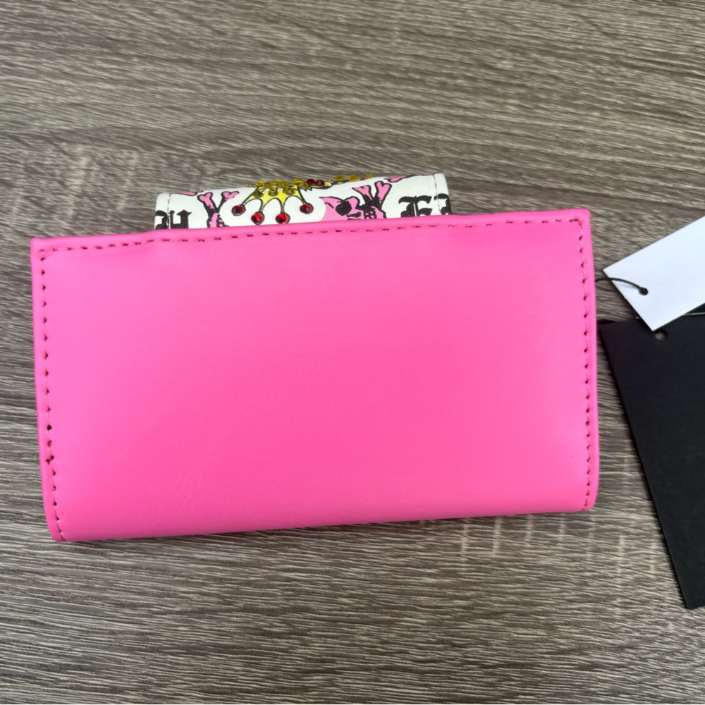 Ed Hardy Hot Pink Leather Wallet with White Tattoo-Flap - Picture 3 of 15